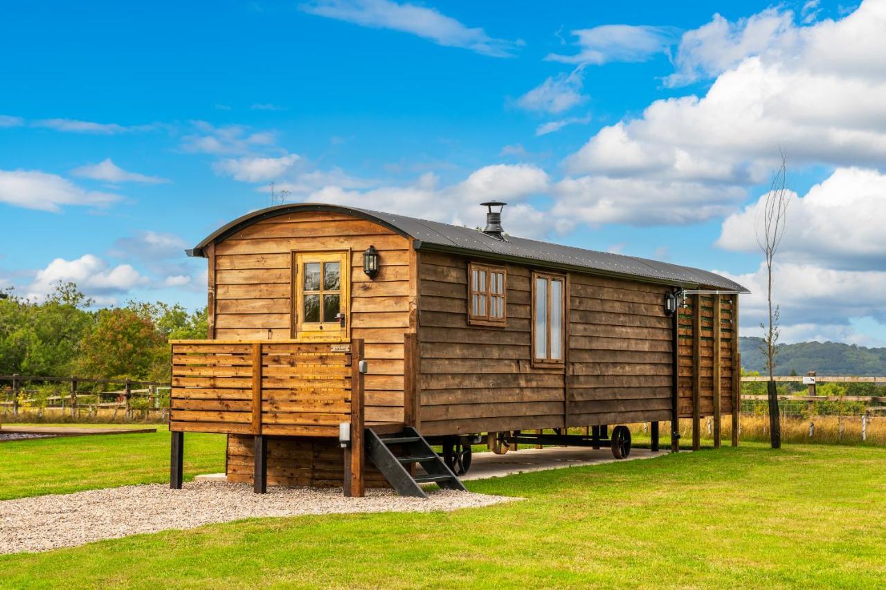 Ashwood Shepherd Hut -Ockeridge Rural Retreats Lägenhet Worcester Exteriör bild